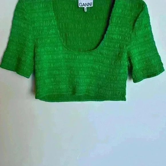 NEW! Ganni Cropped Smocked Top - Picture 4 of 8